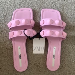 Zara rubberized flat stuffed sandal